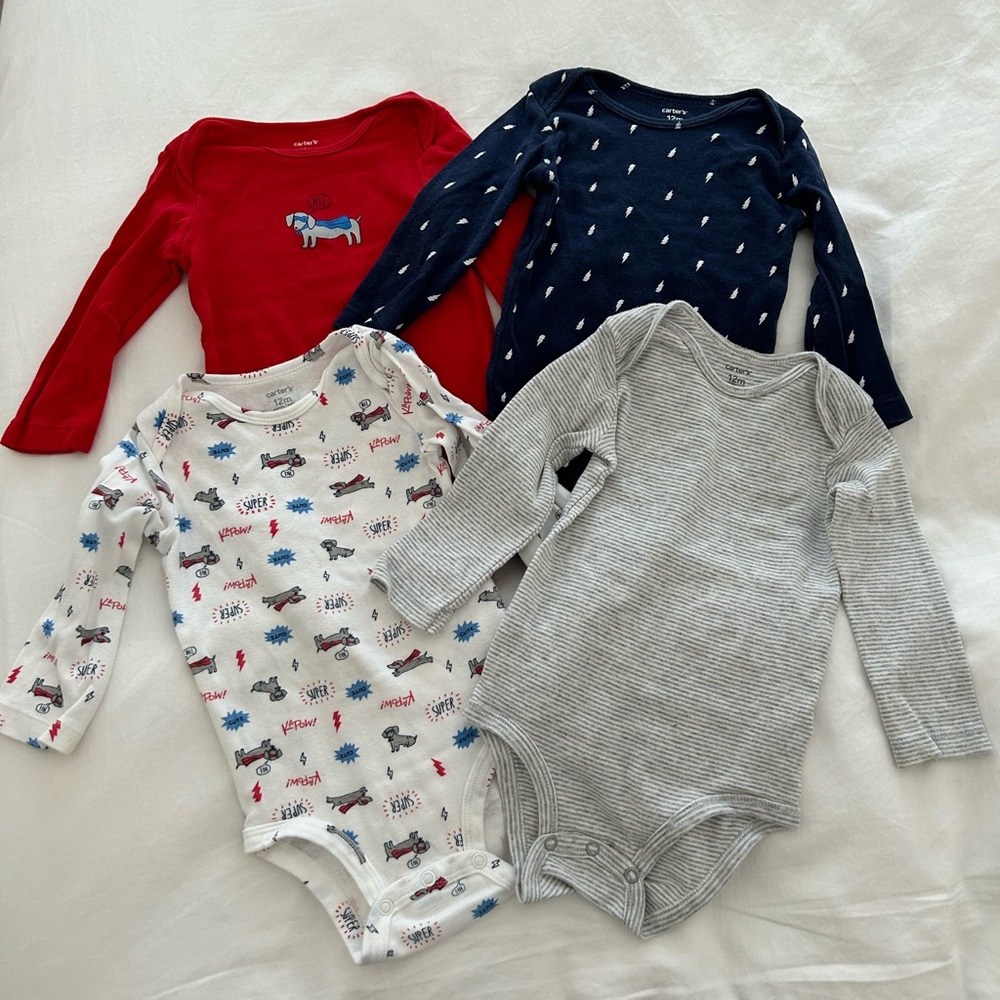 4-pack Carter’s 12M onesies